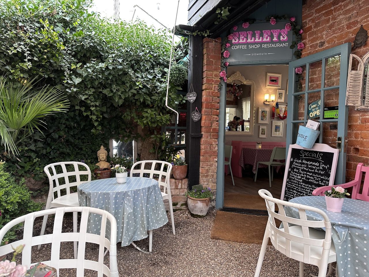 Selley's Coffee Shop