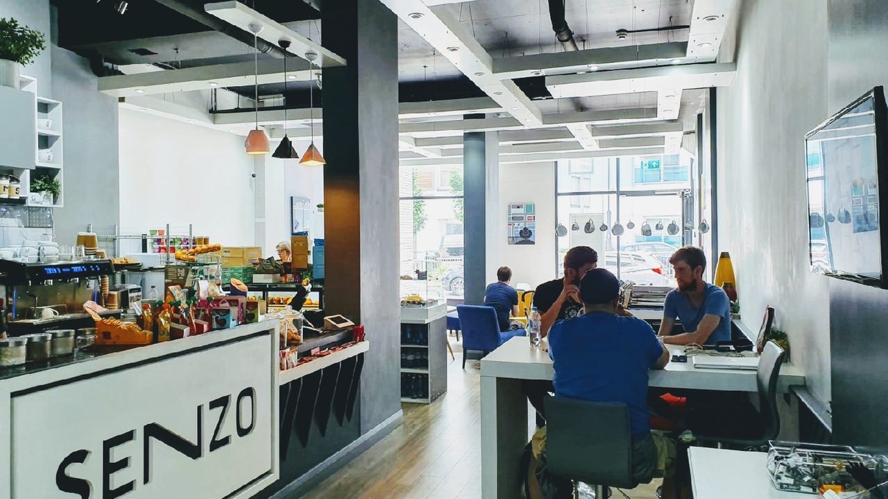 Senzo (Cafe)