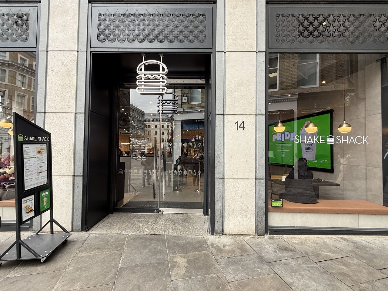 Shake Shack Mansion House
