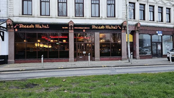 SHEESH MAHAL TANDOORI