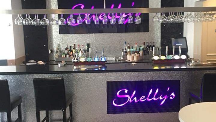 Shelly's Bar