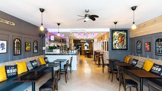 Sherlock's Bar