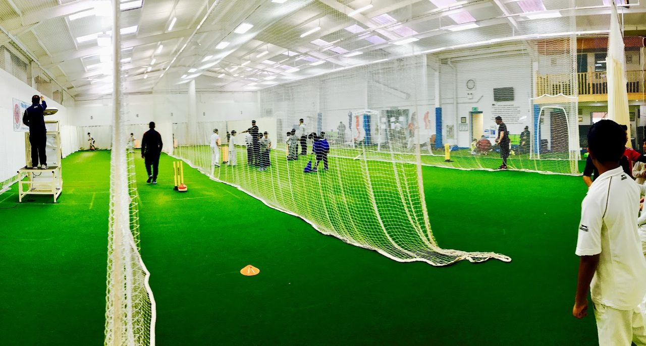 Sixes Cricket