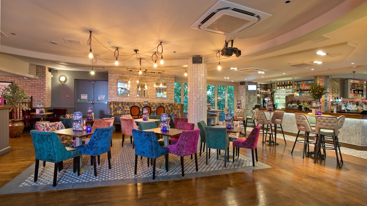 Slug & Lettuce - County Hall