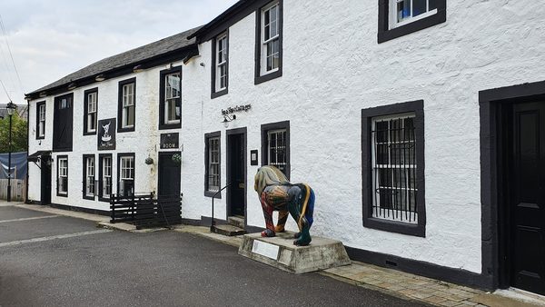 Sma'shot Cottages