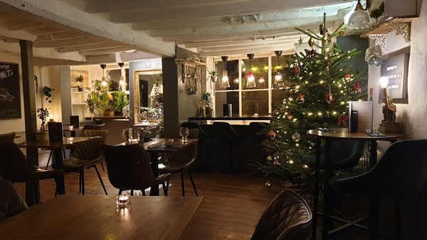 Smiths Bar And Restaurant