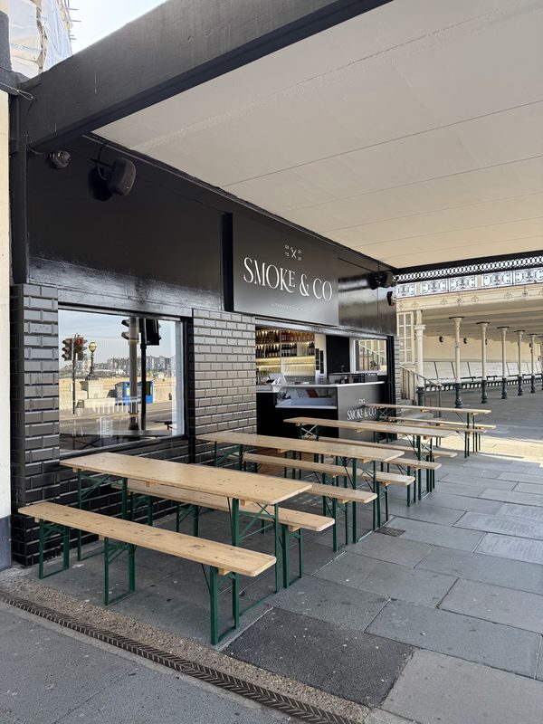 Smoke & Co