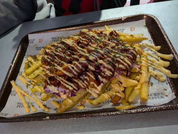 SMOKE & PEPPER - LUTON