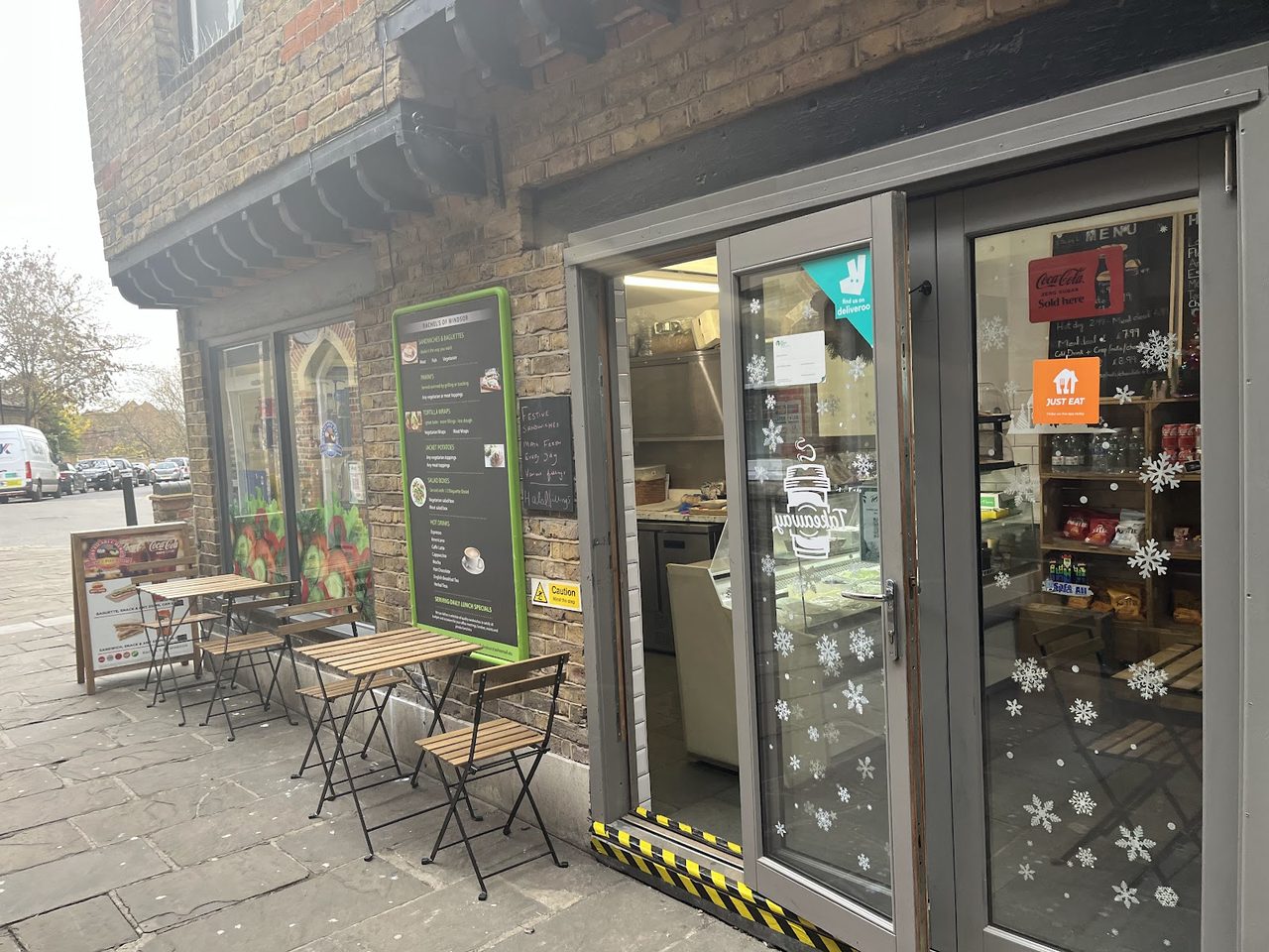 SNAK Restaurants Limited