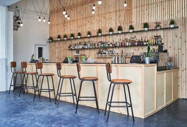 Social bar