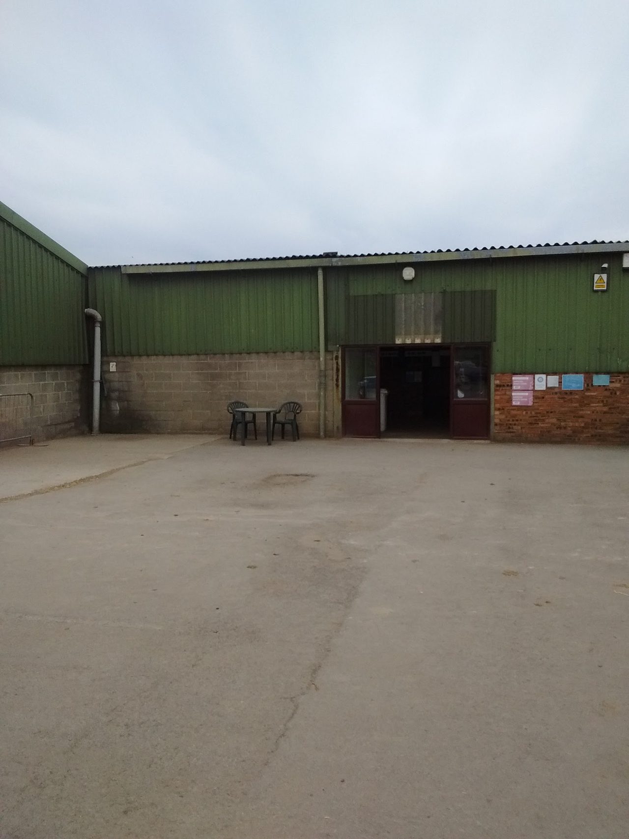 Stainsby Grange Riding Centre (cafe)