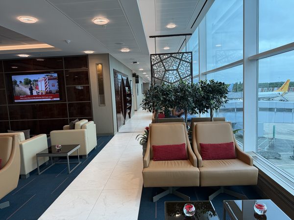 Stansted Emirates Lounge