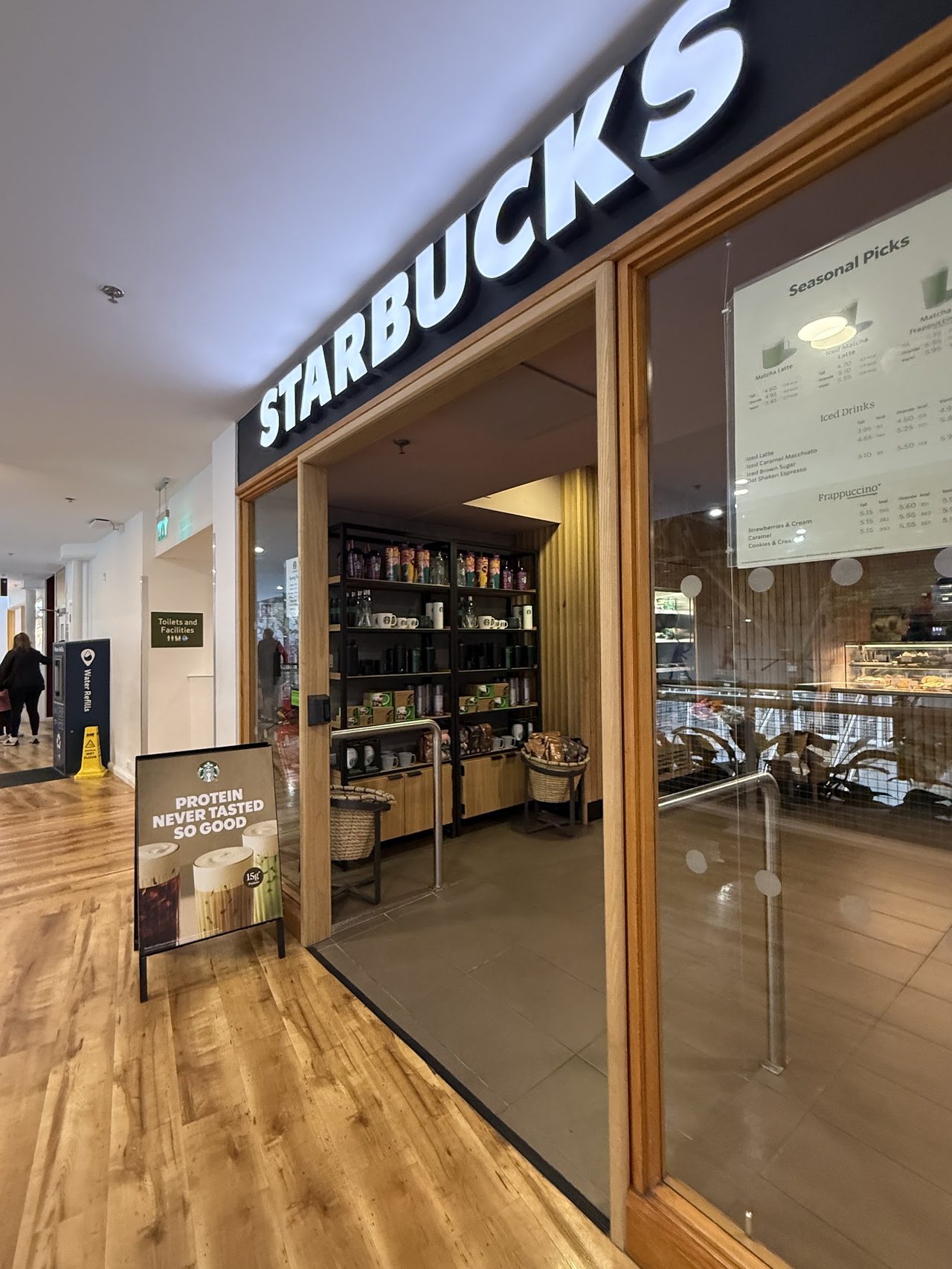 Starbucks (Sports Plaza)