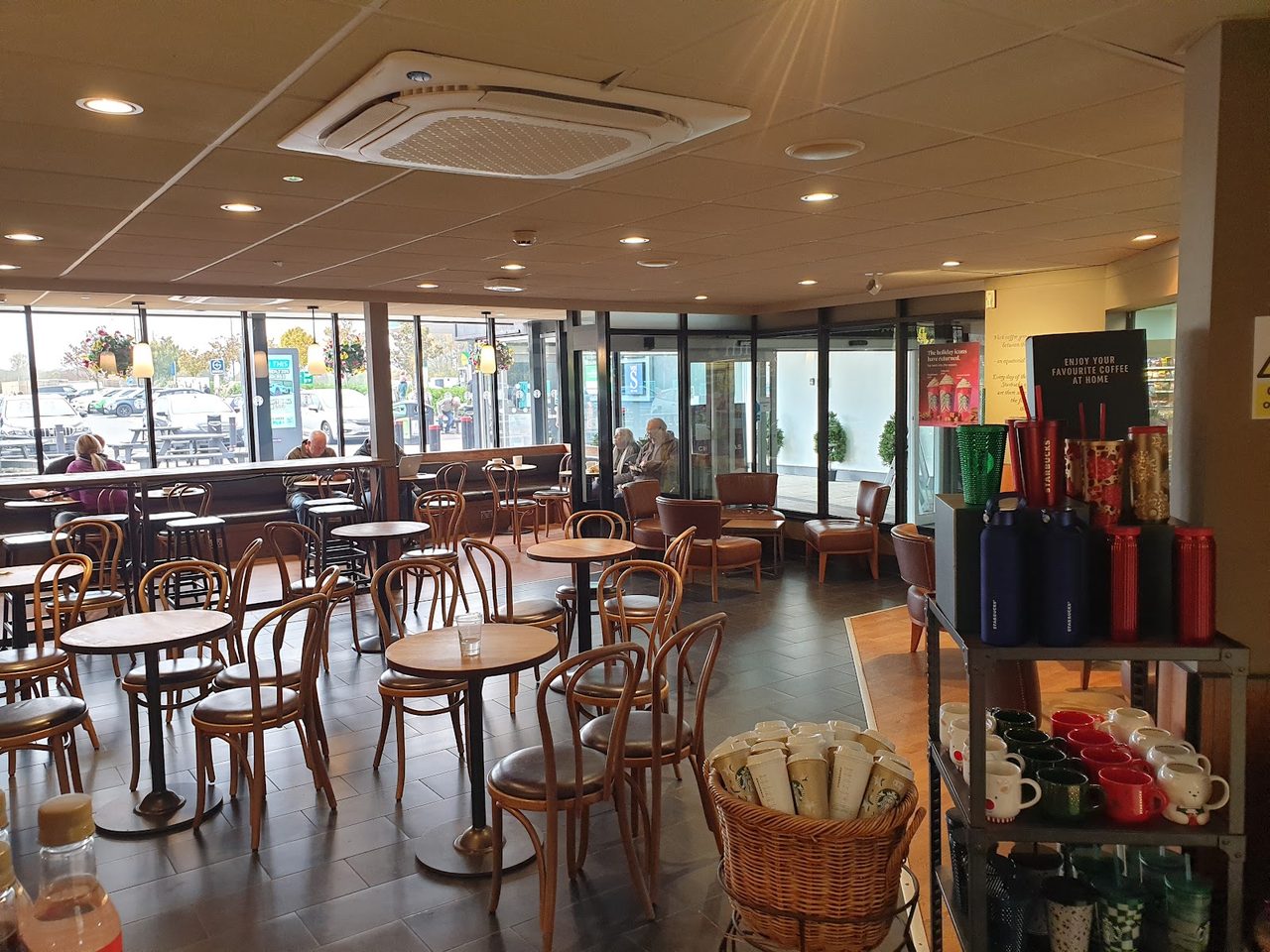Starbucks (Welcome Break)