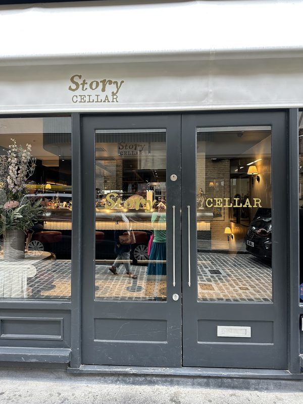STORY CELLAR