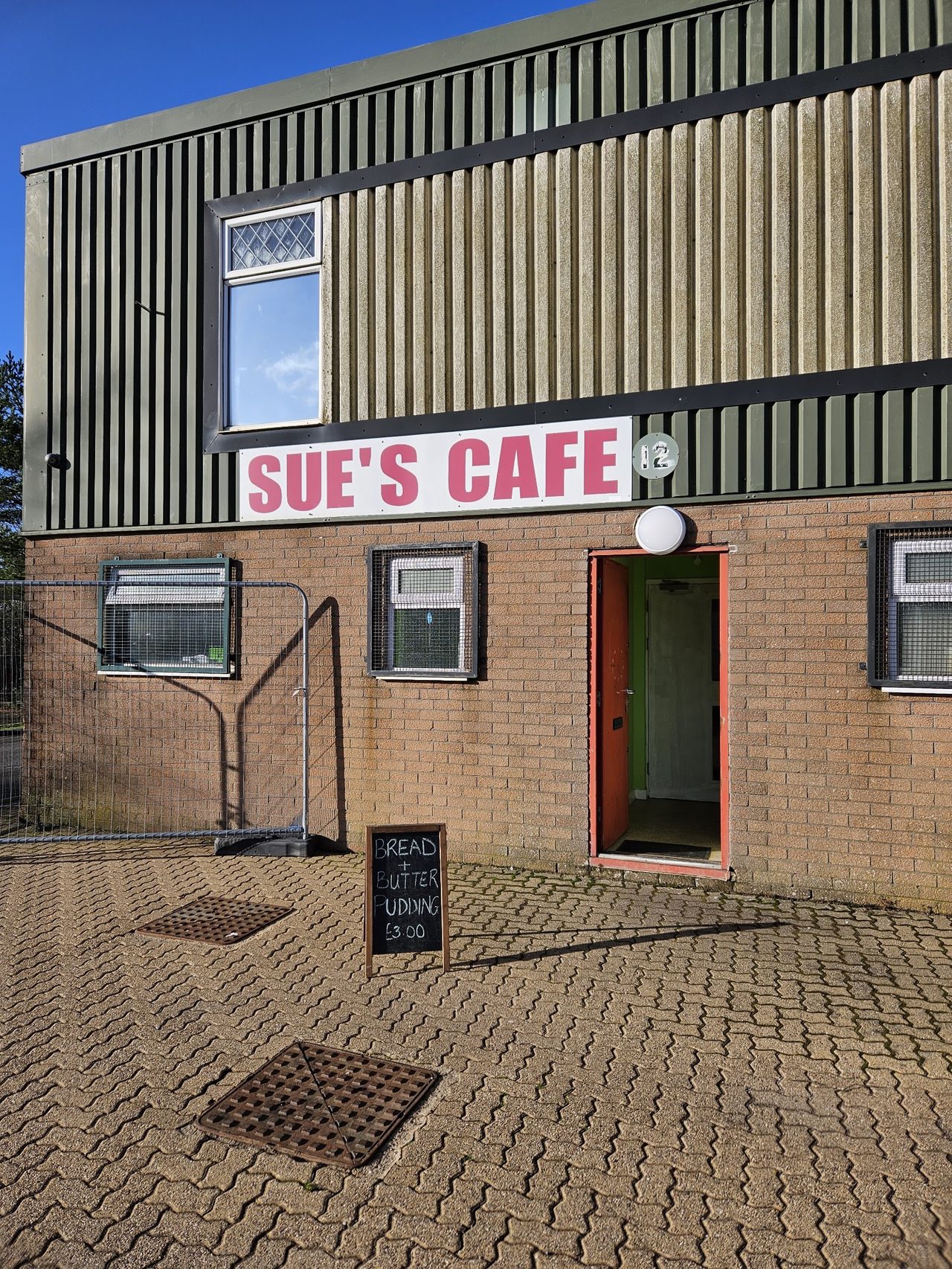 Sue's Cafe