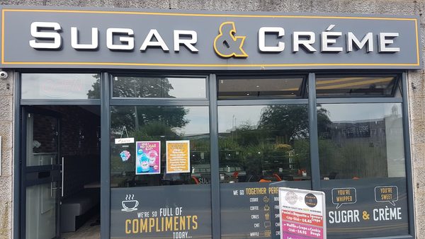 SUGAR SKULLS & CREAM