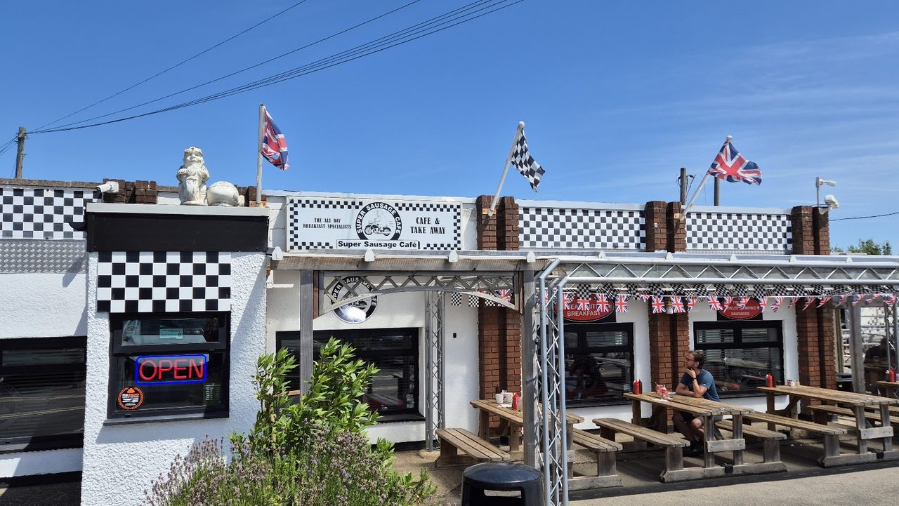 Super Sausage Cafe