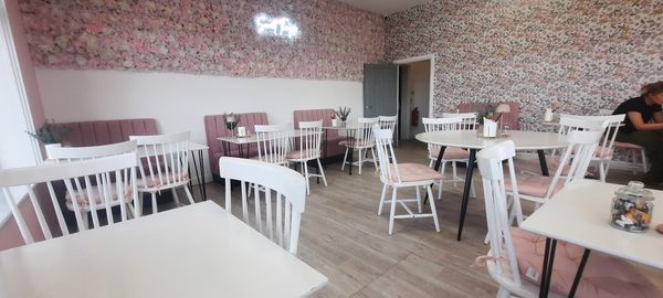 SWEET THINGS CAFE