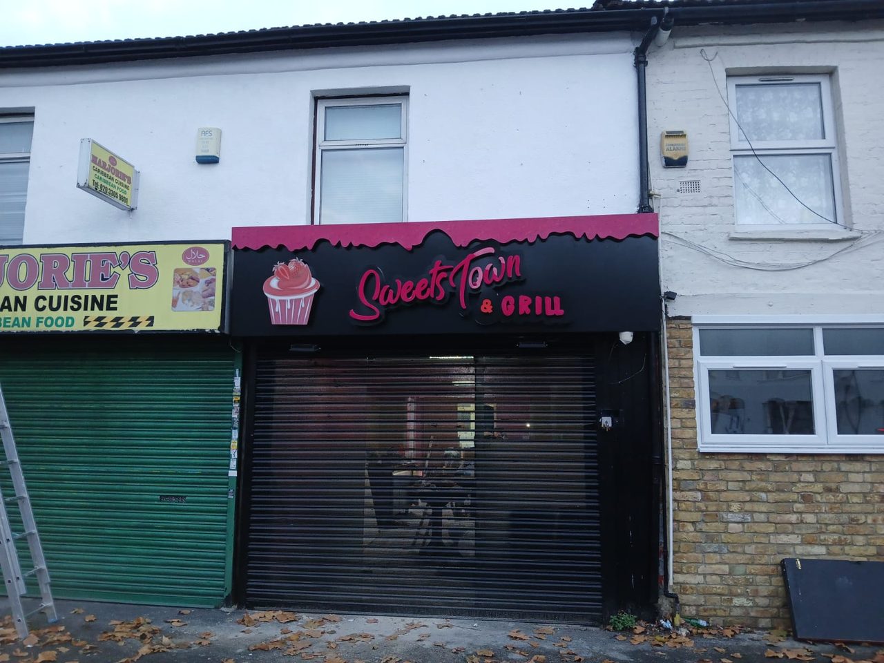 Sweet Town And Grill