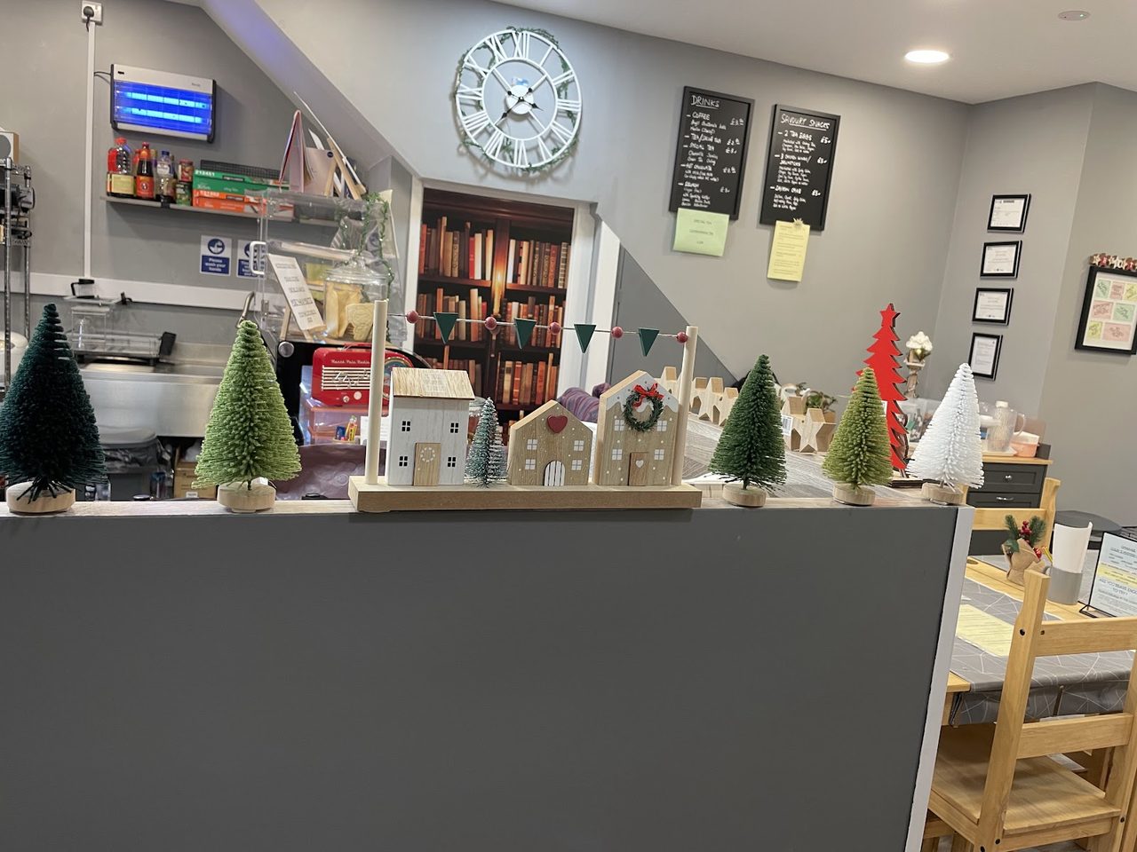 Tailor-made Cafe