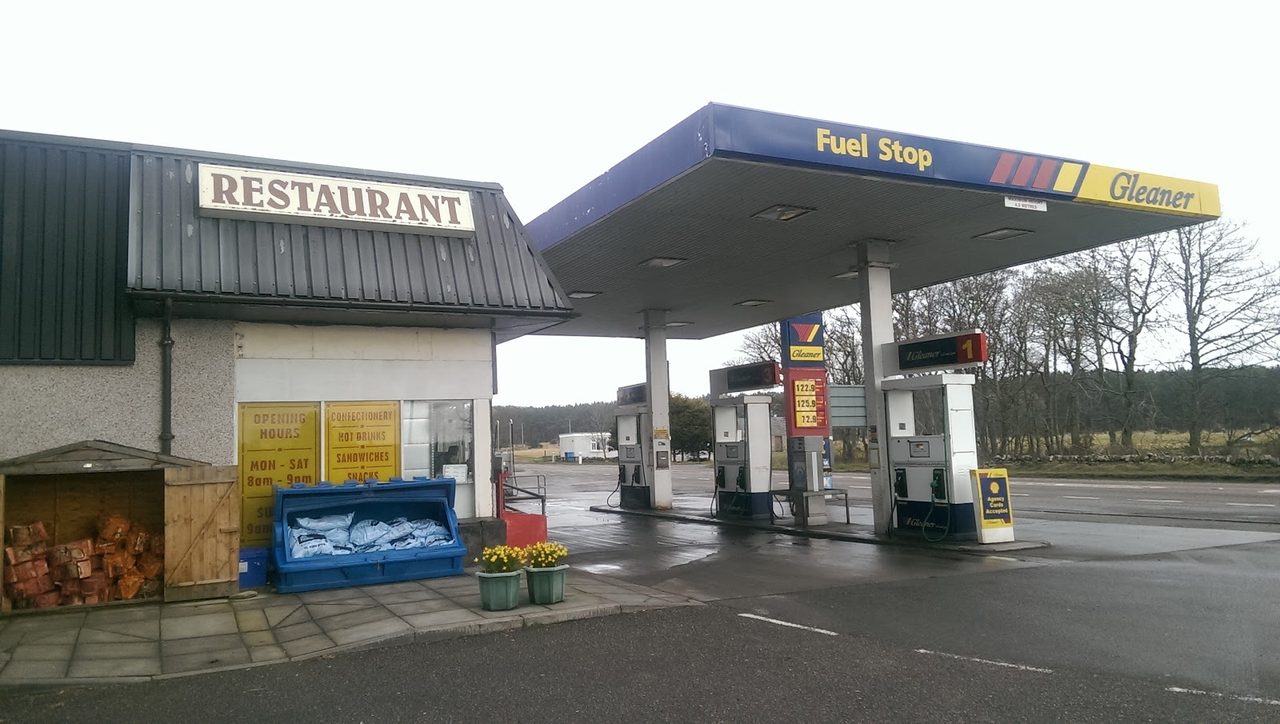 Tall Pines Restaurant