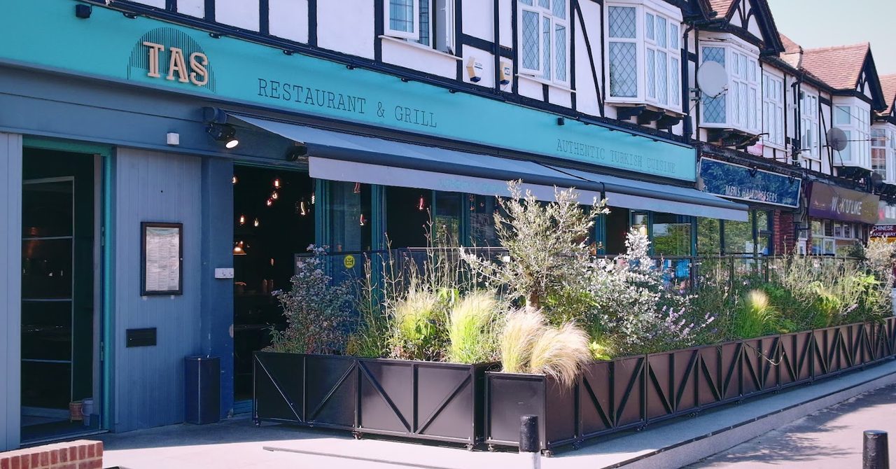 Tas Restaurant And Grill