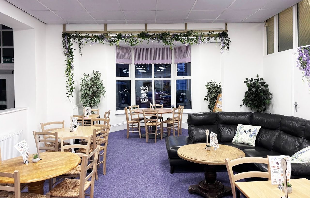 Tearoom Rocks