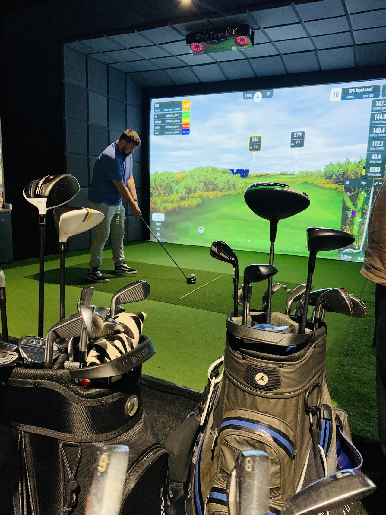 Tee Hut Golf