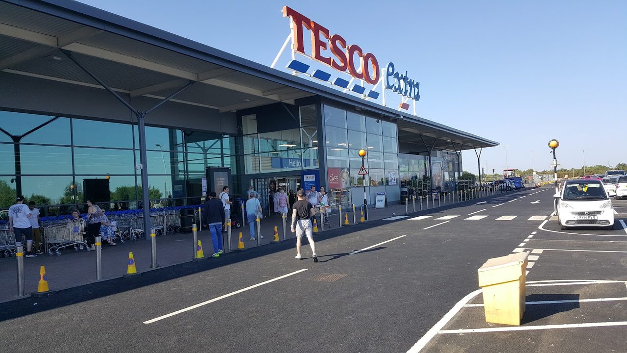 Tesco Family Dining