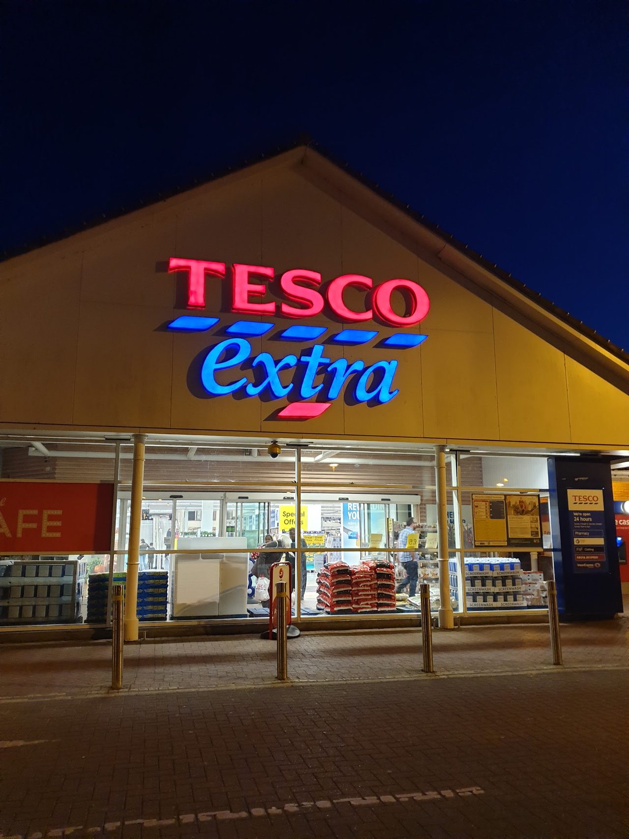 Tesco Family Dining