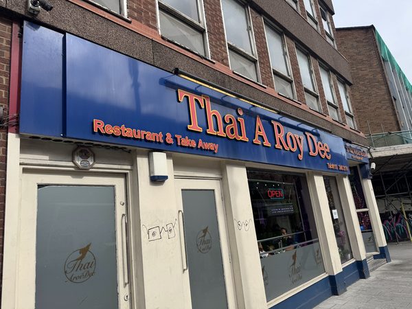 Thai Aroy Dee
