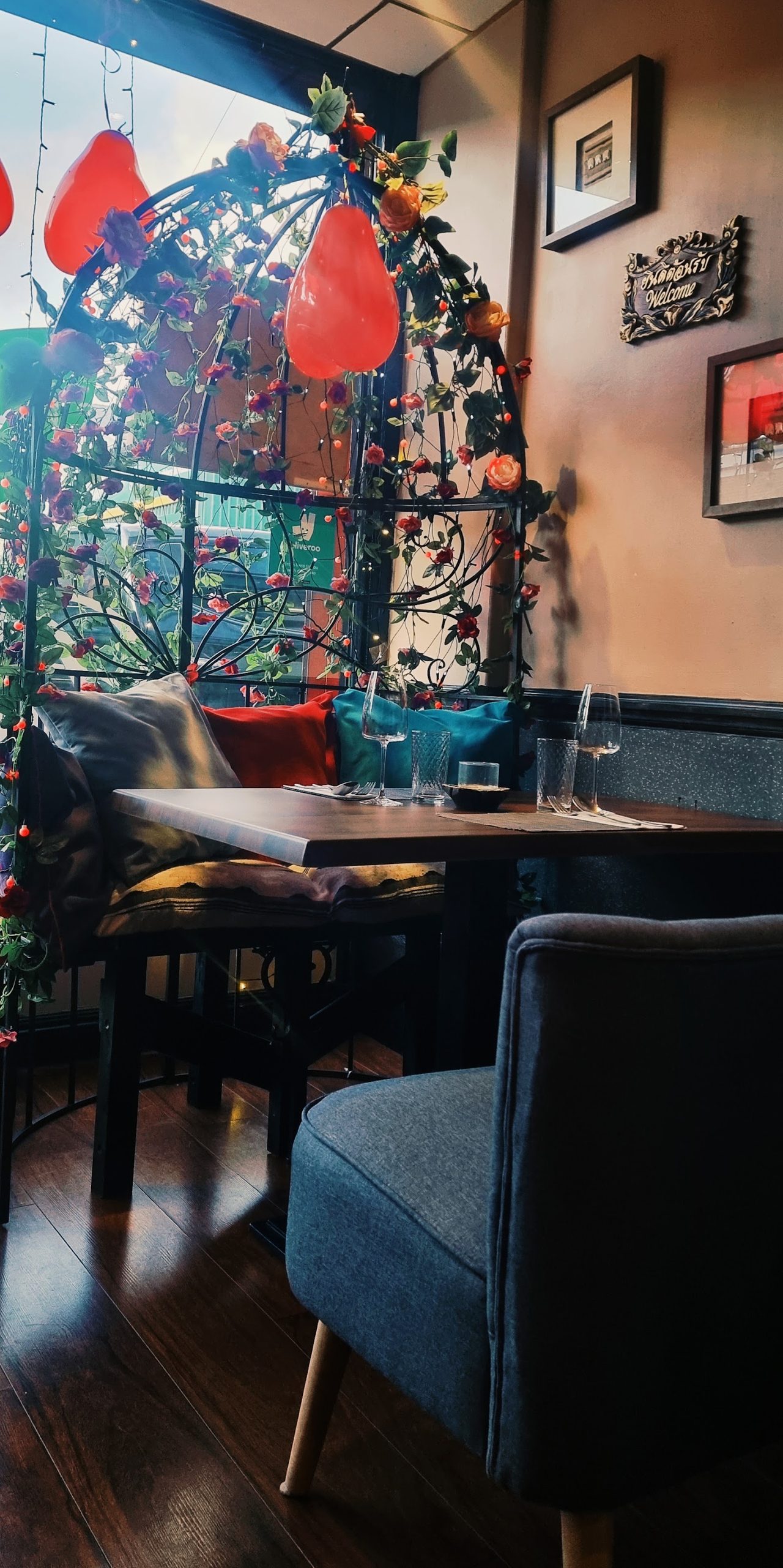 Thai Bananza Restaurant