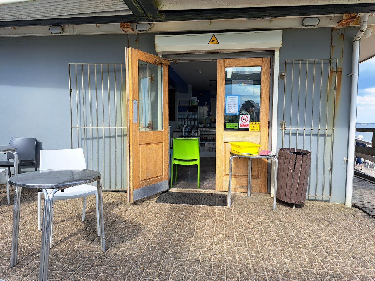 The Beach Hut Cafe
