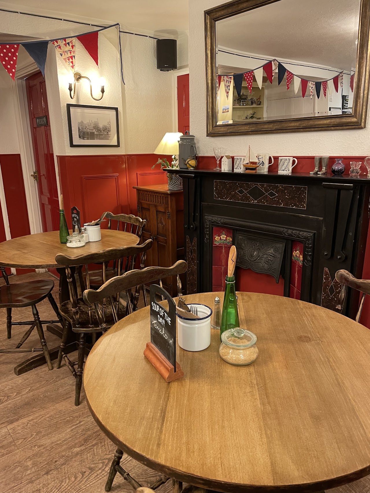 THE BEAULIEU BAKEHOUSE