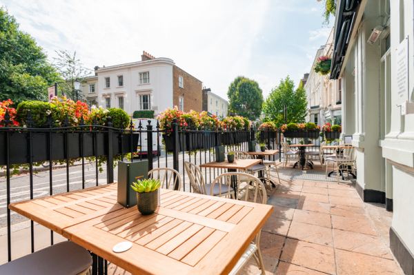 The Builders Arms - Kensington Court Place