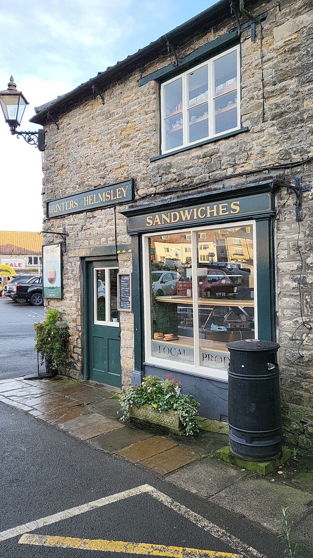 The Cafe On The Square