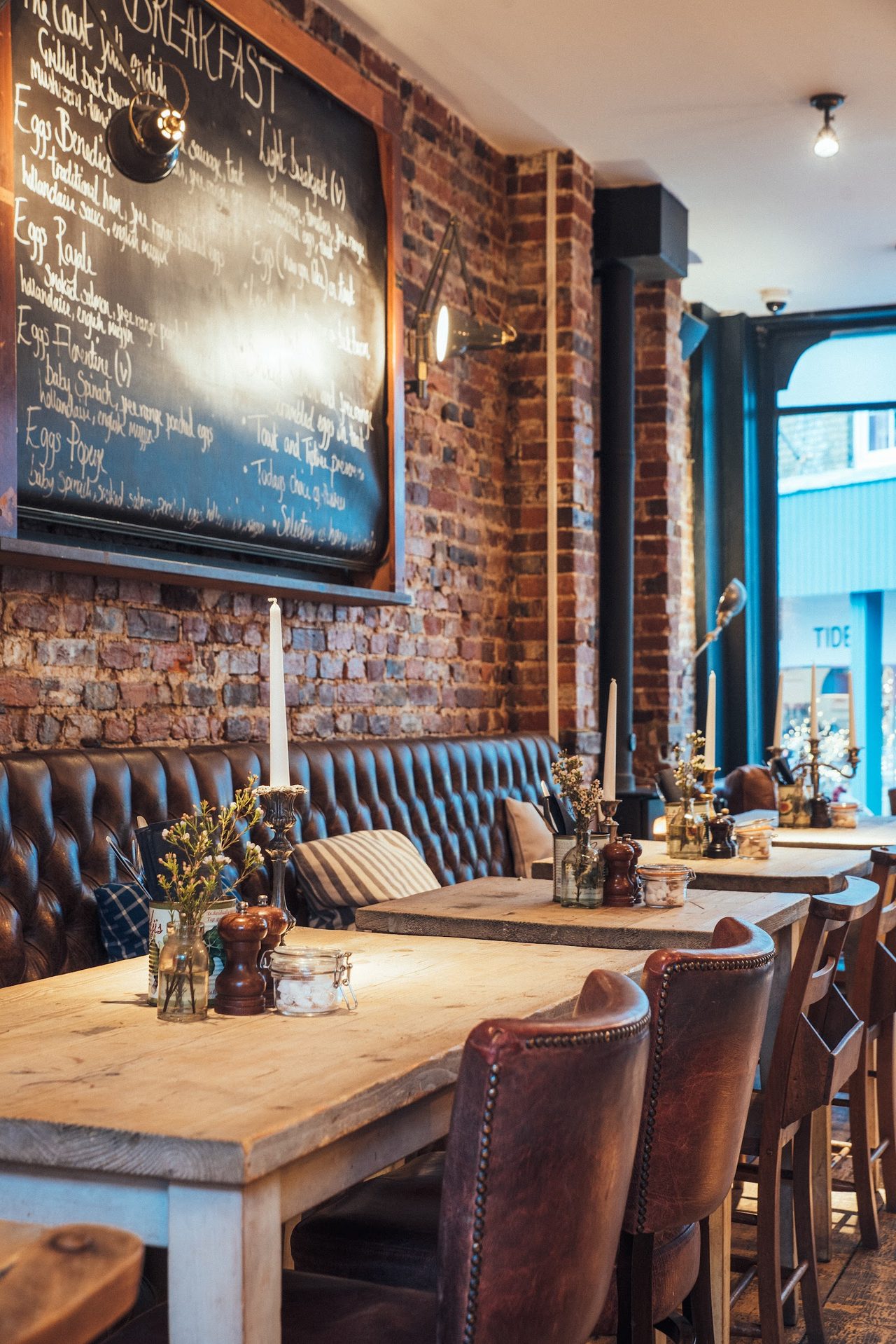 The Coast Bar And Dining Room