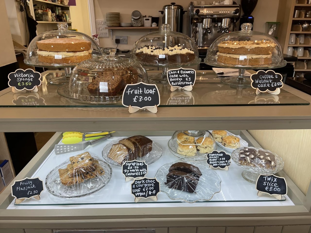 The Cobbled Corner Cafe