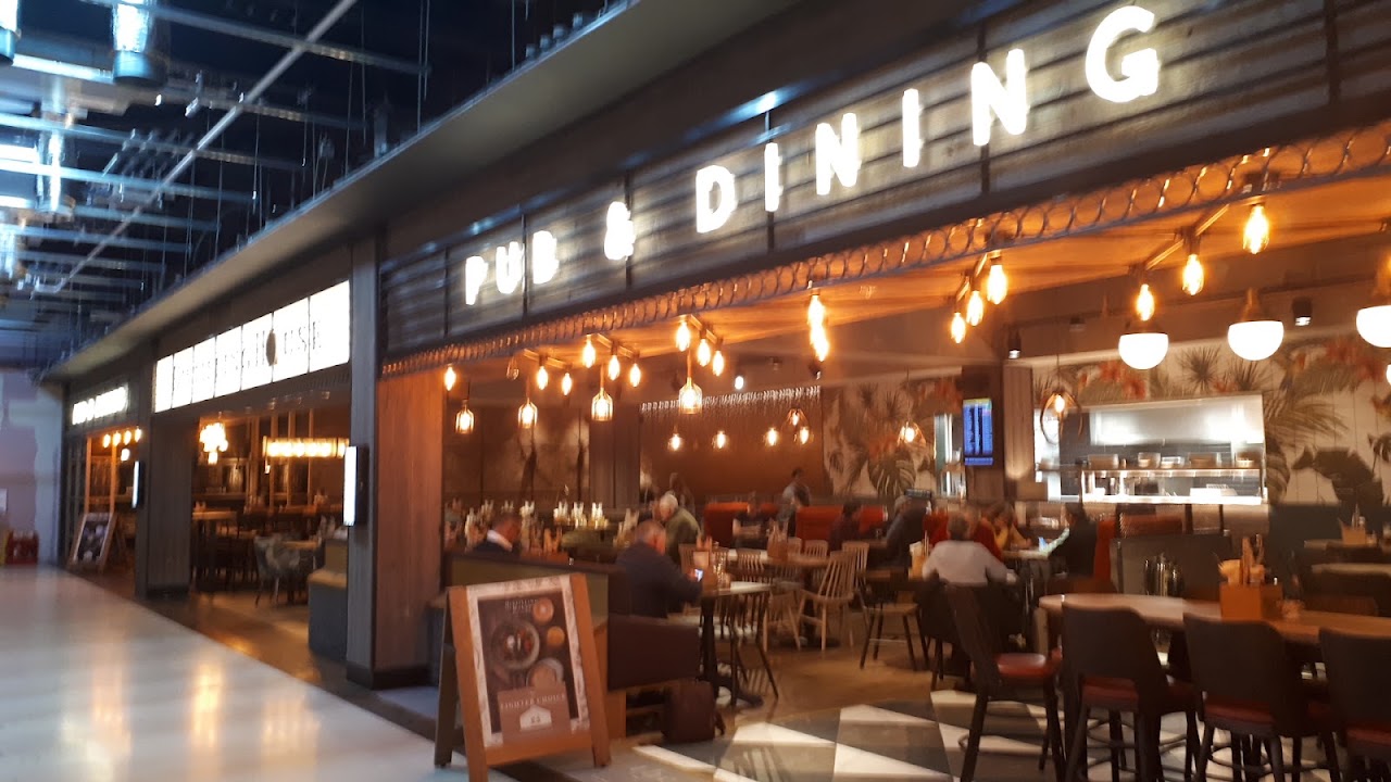 THE DISTILLING HOUSE