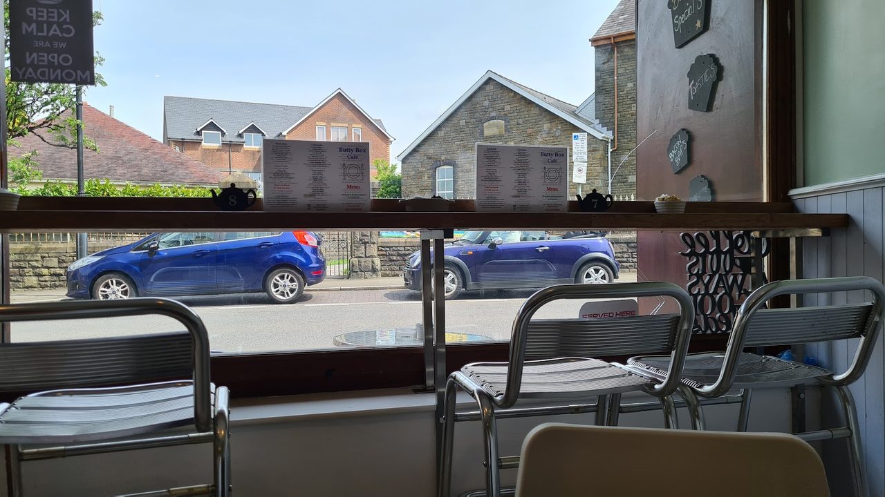 The Dulais Cafe