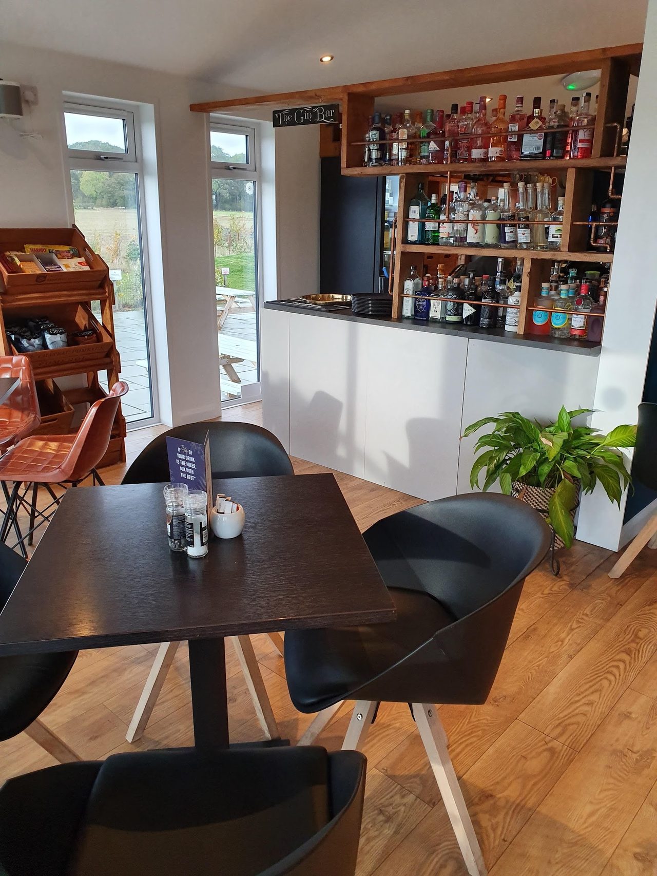 The G & TEA House