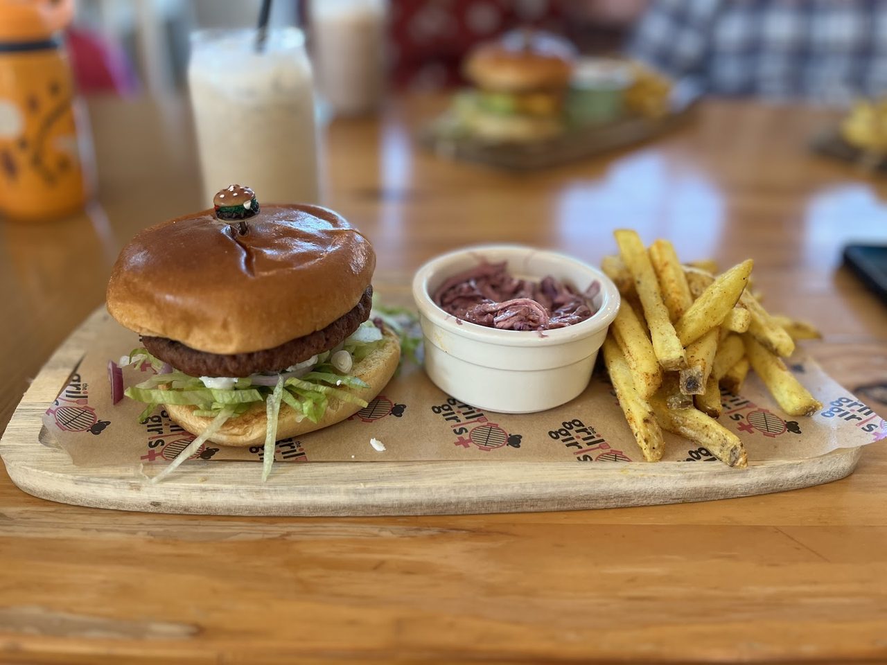 The Grill Girls Cafe & Burger Bar