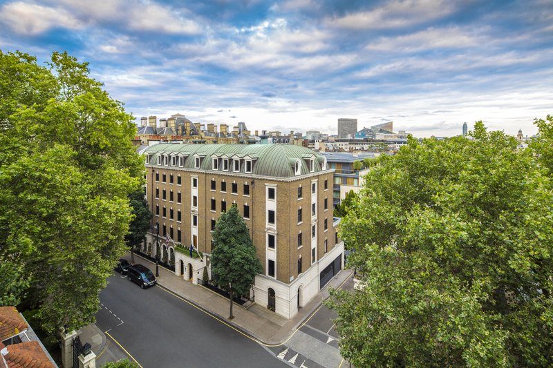 The halkin cafe