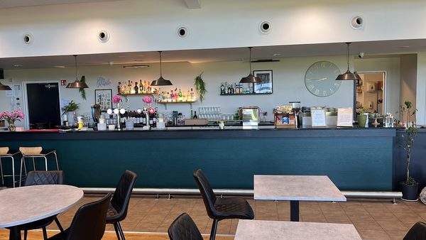 The Hills Bar & Restaurant