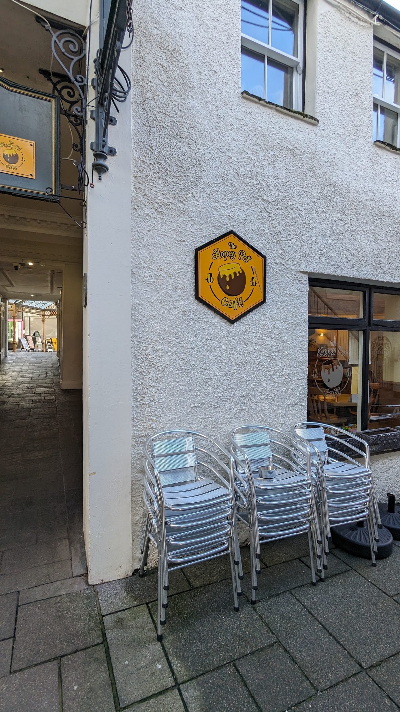 The Honey Pot