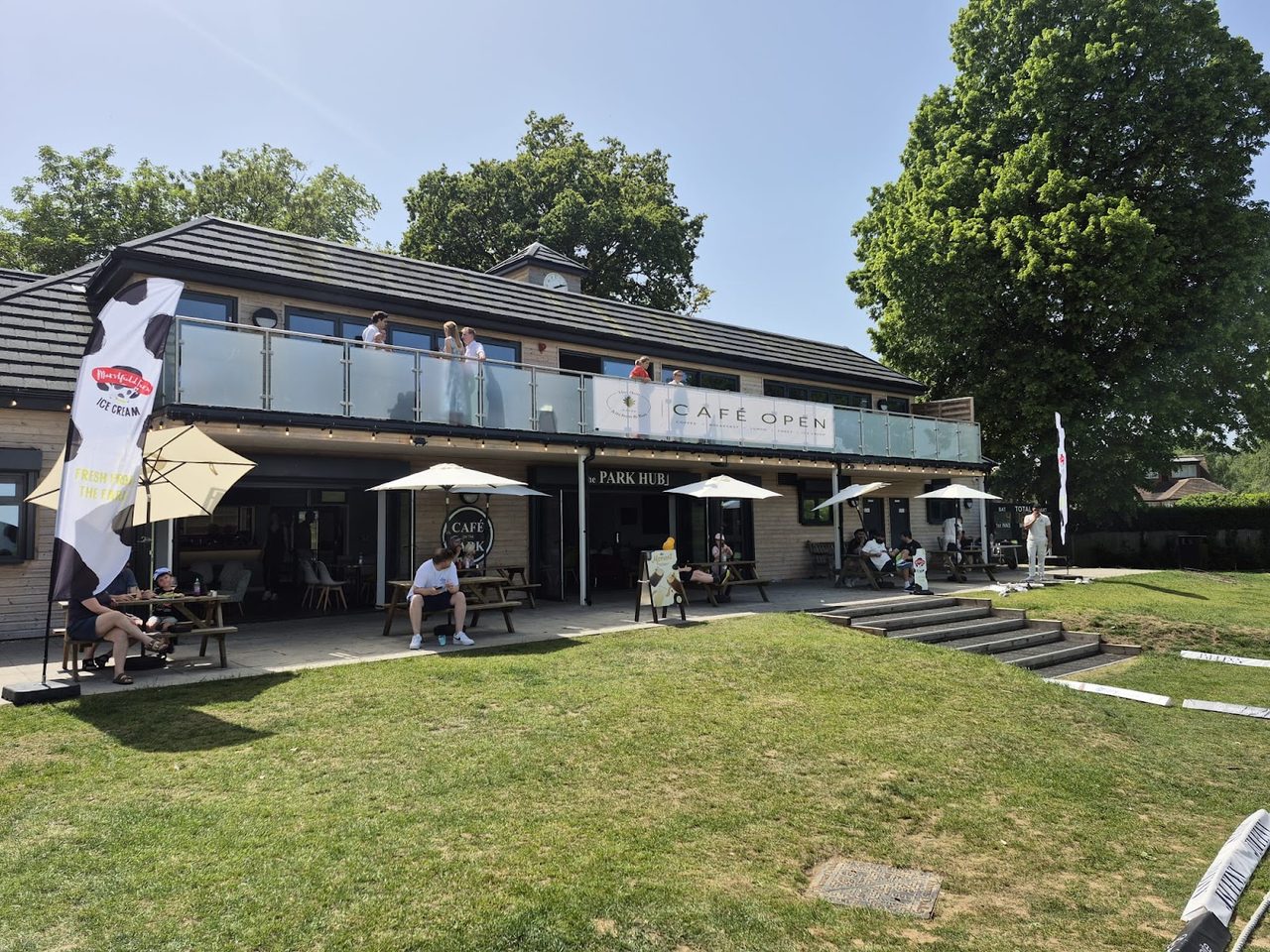 The Hub Kitchen and Bar