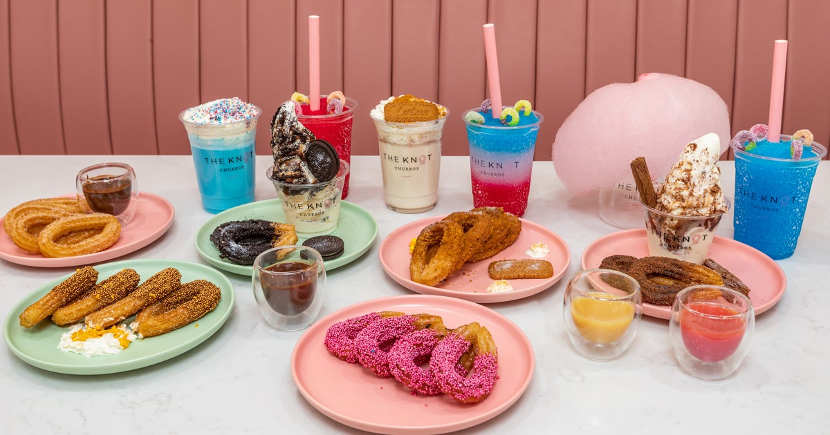 The Knot Churros in Peppa Pig Surprise Party