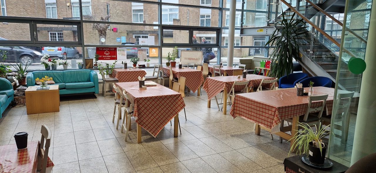 The Lounge Cafe (Fest Cafe Limited)