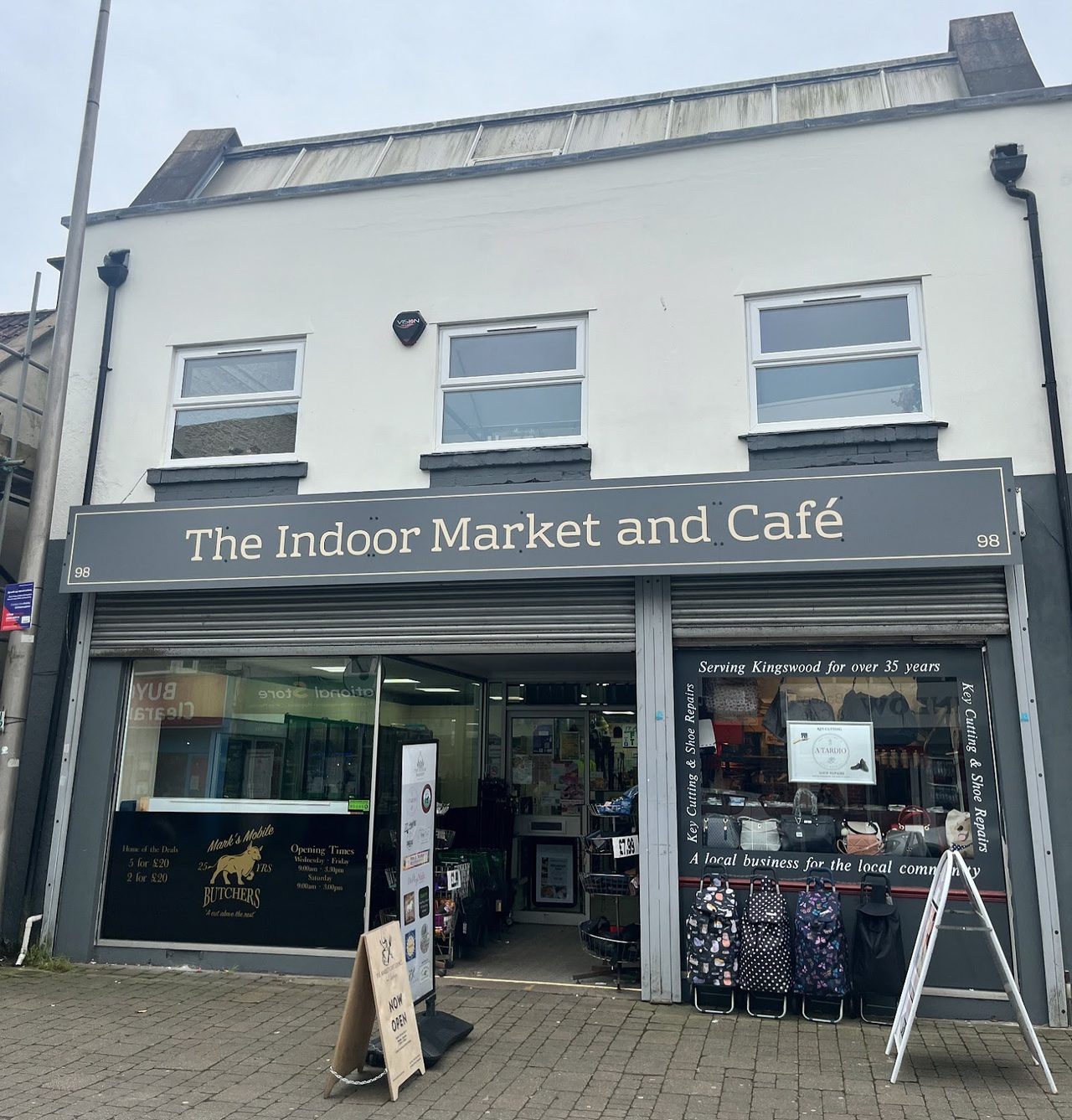 The Market Cafe Lounge